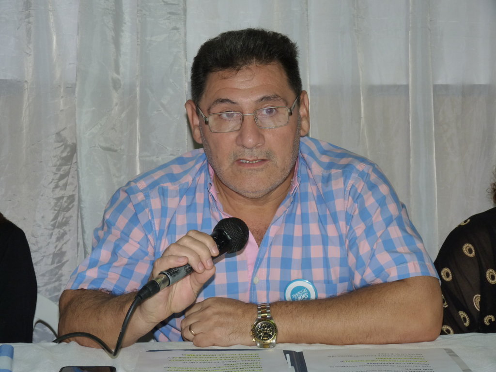 DANIEL ROBLEDO Pueblo Nuevo
