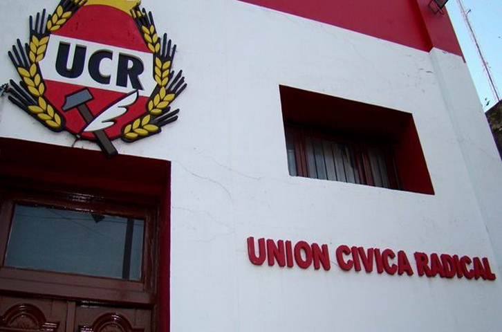 ucr frente