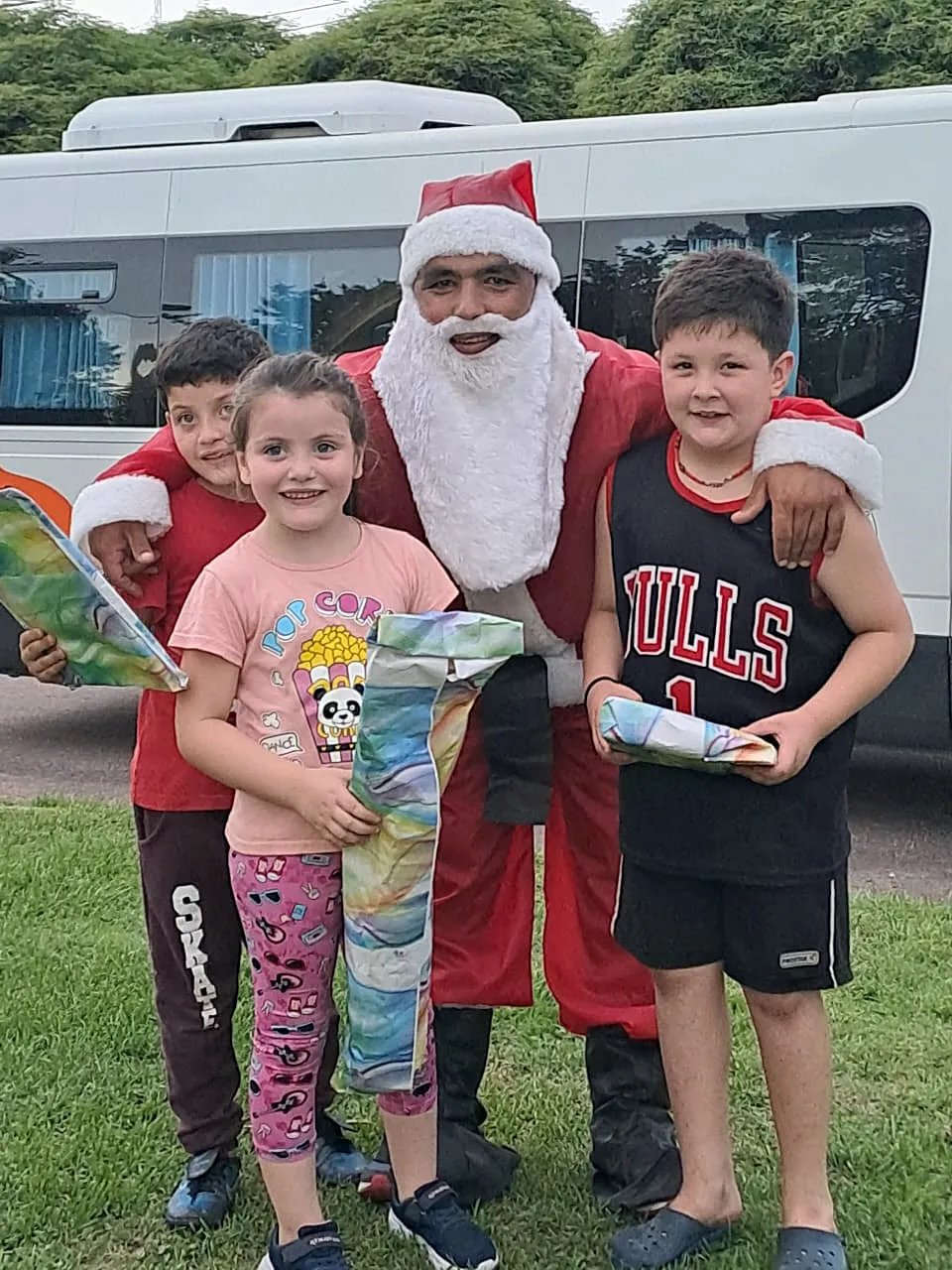 93105933-db41-4444-ace3-7d314a026b77