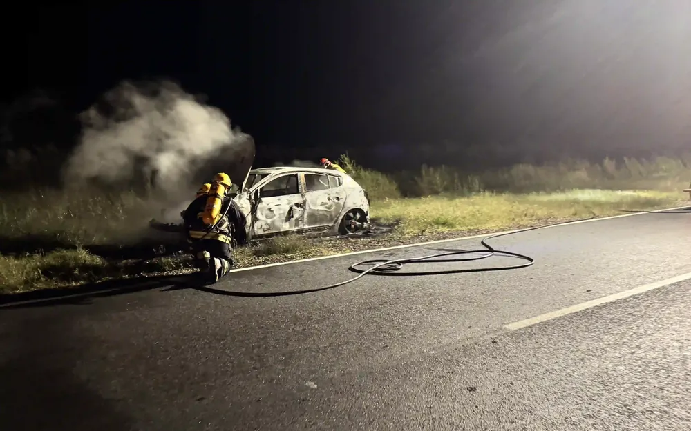megane incendiado falucho 8 c