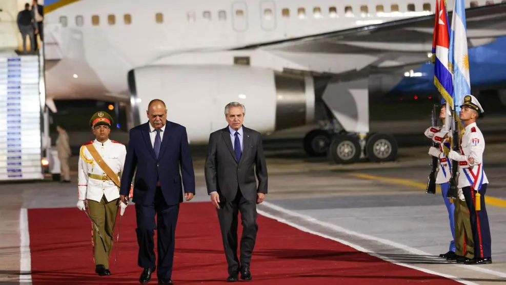 alberto-fernandez-en-cuba-1654626