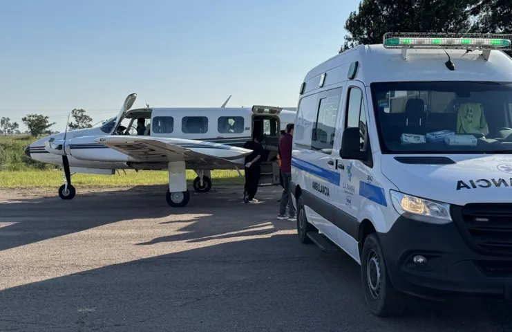 avion ambulancia 2 FILE