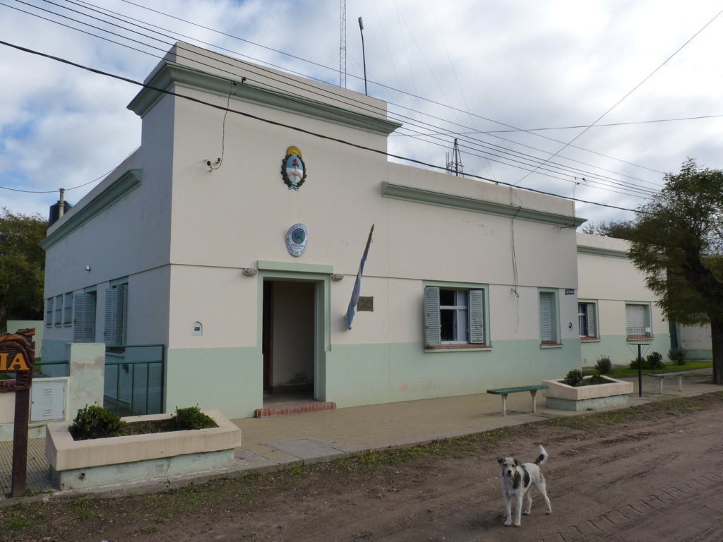 DESTACAMENTO POLICIAL QUETREQUEN