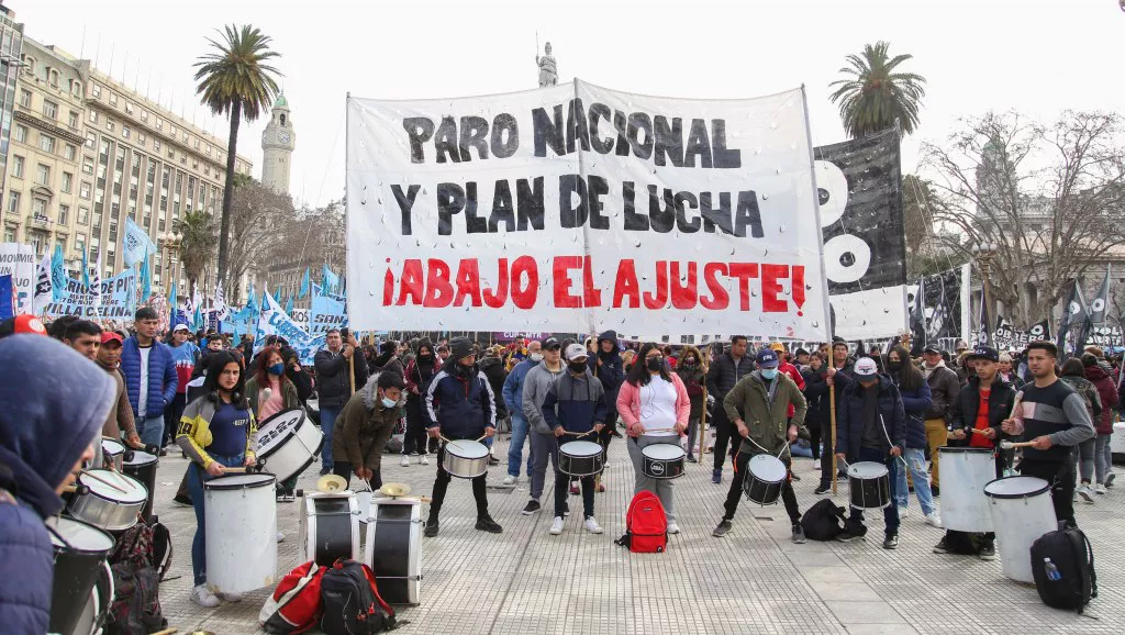 7e5bb4cc2a1cec2298ffc15303c15150_L