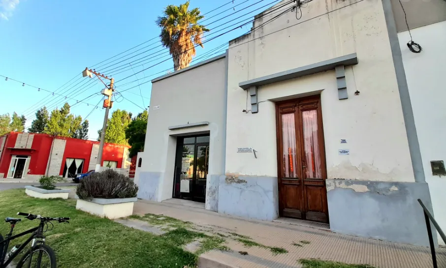 Biblioteca Parera