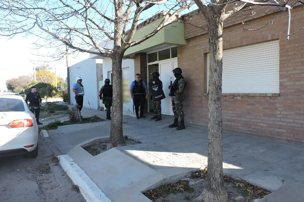 a20955f5-4a29-4046-9301-986766c18528