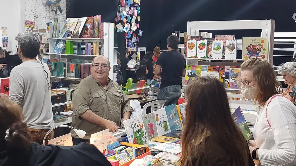 696702_editoriales-en-ferias