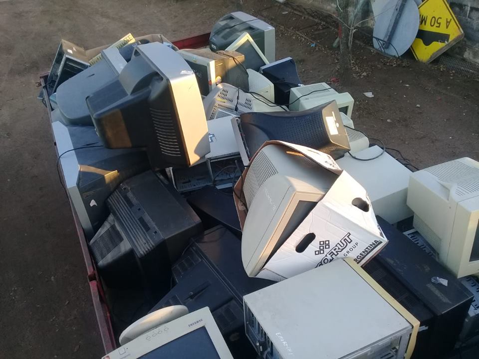 35305993_464188867343486_116582356059422720_n