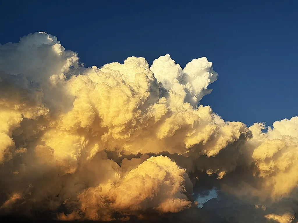 CUMULINIMBUS REALICO 2 FILE