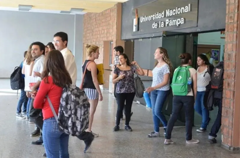 estudiantes UNLPam