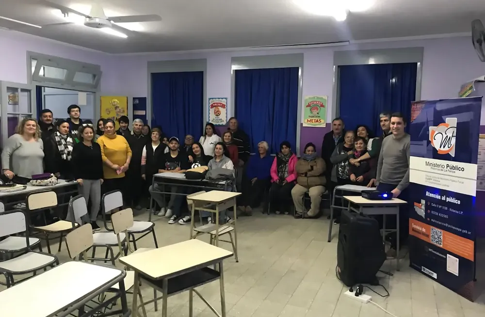 CHARLA INFORMATIVA ESTAFAS 2