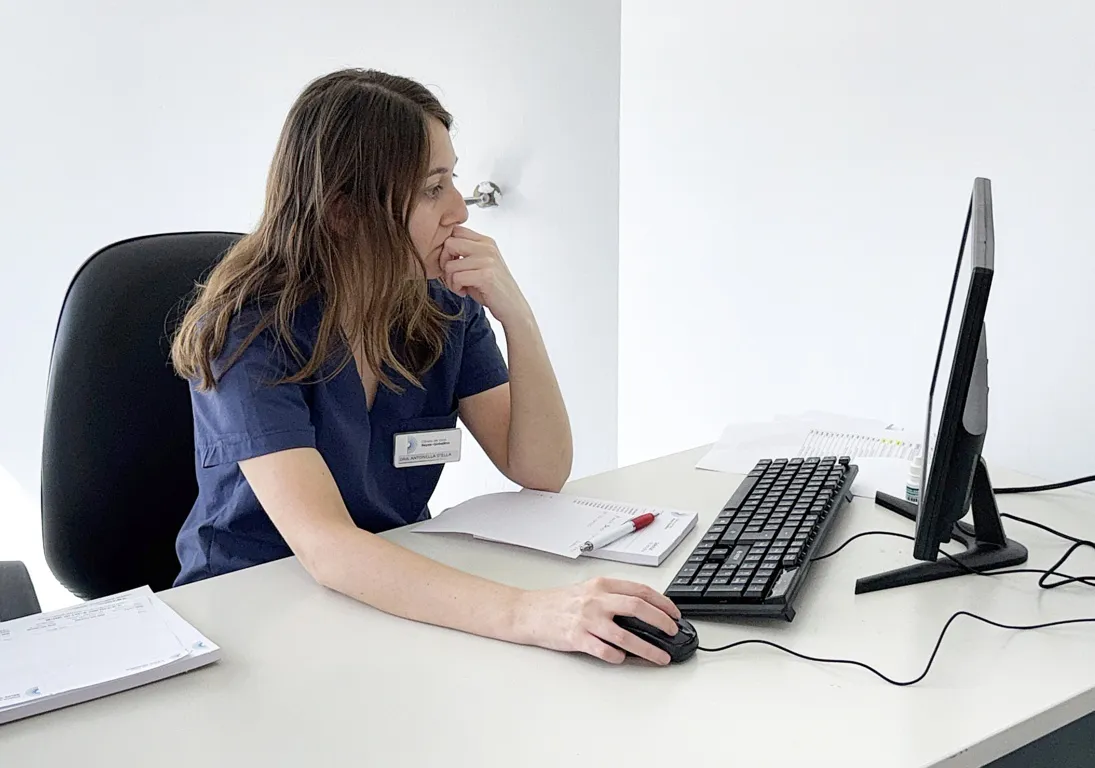 clinica reyes giobellina 9 FILE