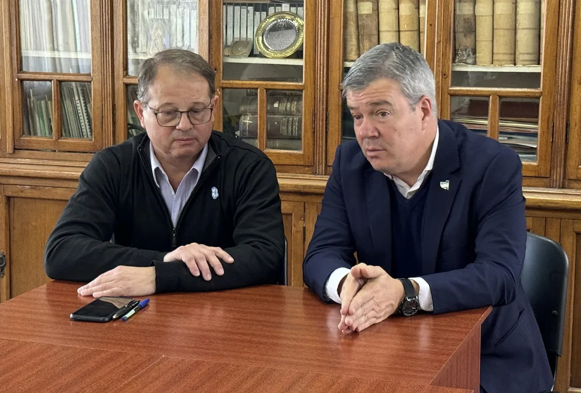 FACUNDO SOLA DIEGO ALVAREZ 2 FILE