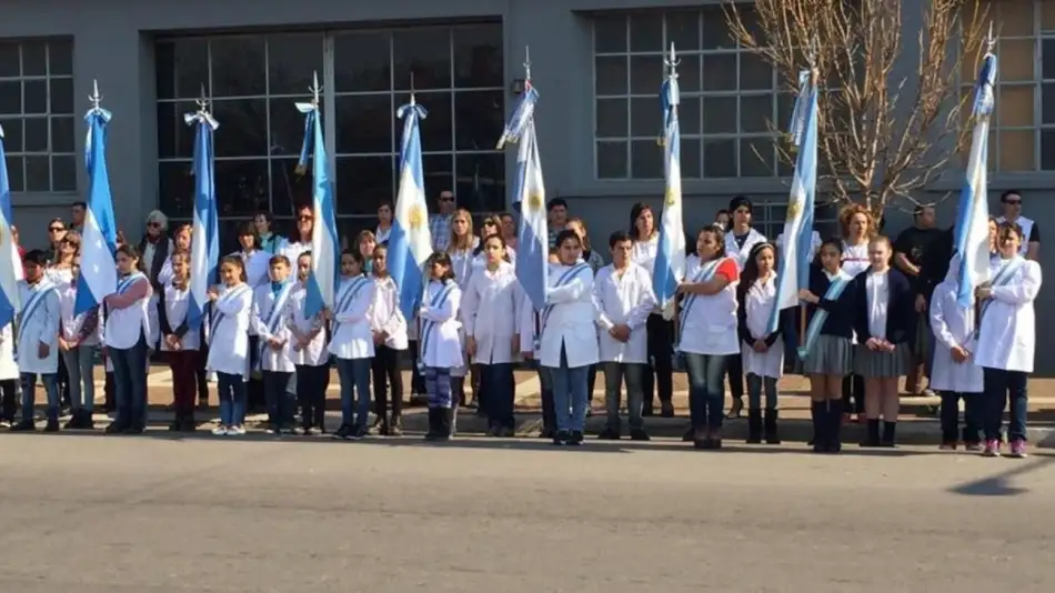 abanderado-escuela-la-pampa-g20211220-1287501