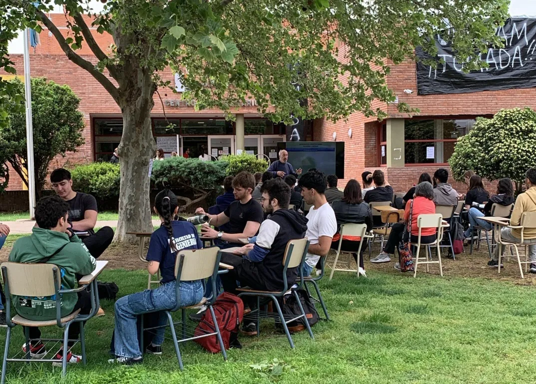 UNIVERSIDAD TOMADA PICO (FILEminimizer)