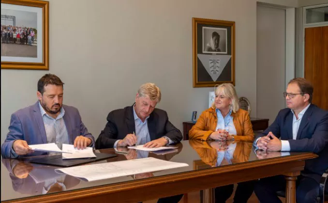 aa  a firma convenio