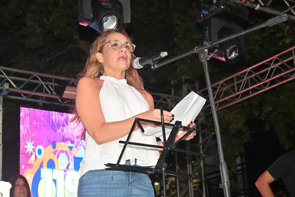 aniversario realicó 33