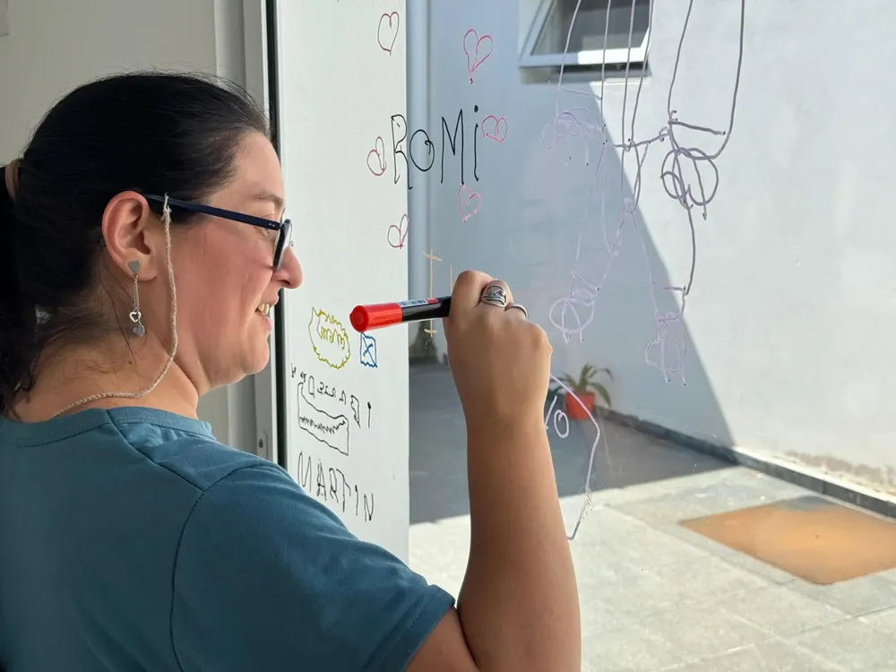 d380ffda-3c1c-4aff-b70b-fcd795c0a7d5