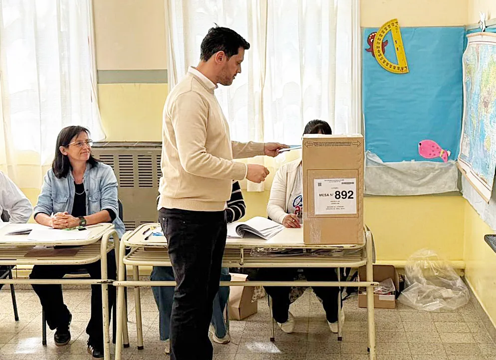 GUIDUGLI VOTO 3