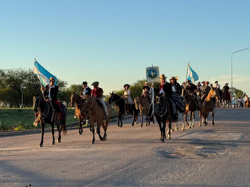 f76ae024-fbc7-46ec-a549-f8b41c6ff333