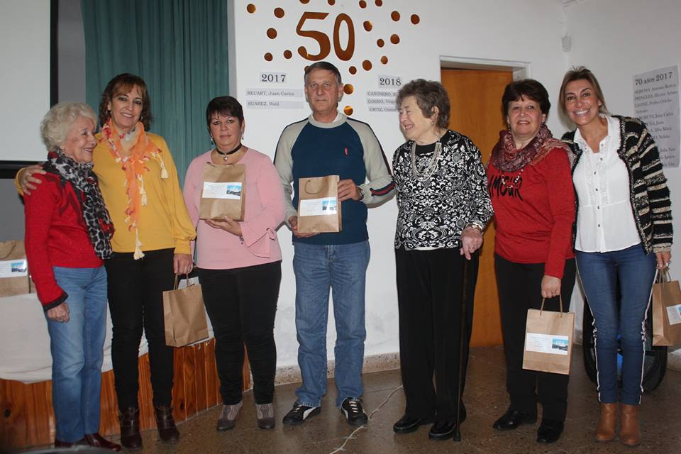 35465321_2138482936162290_8640604301170835456_n