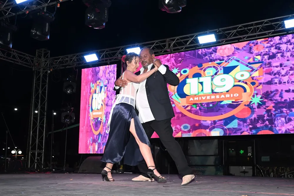 aniversario realicó 12