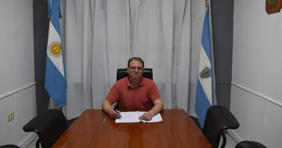 Facundo Sola oficina