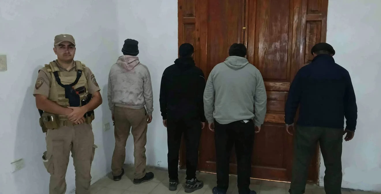DETENIDOS CAZA