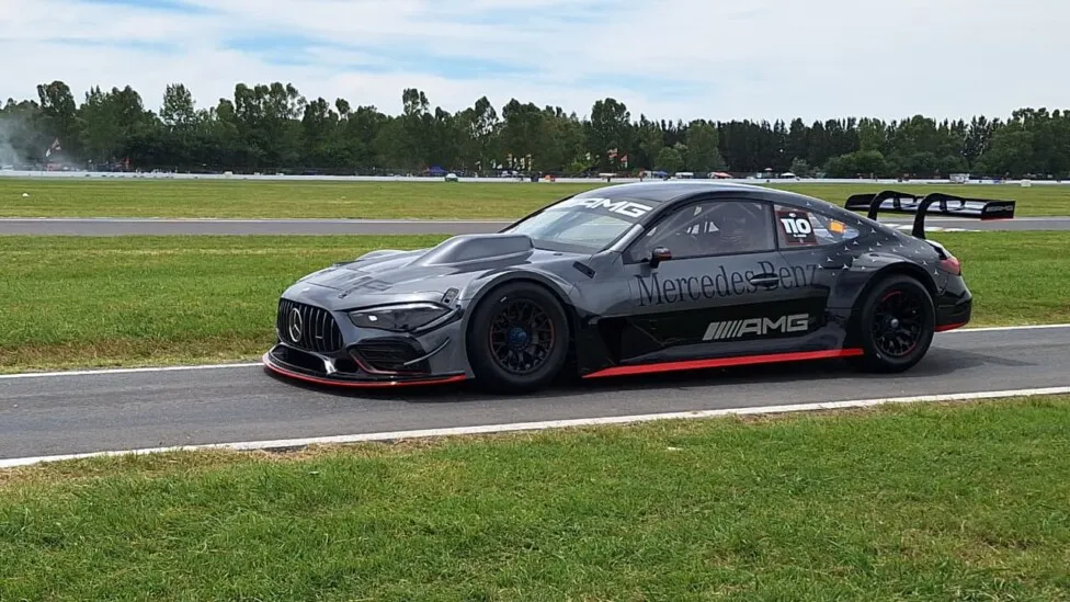 251207-TC-Mercedes