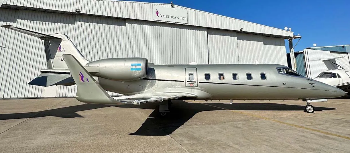 LEAR JET