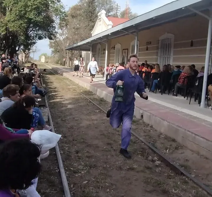 jULIO CORRIENDO VIAS