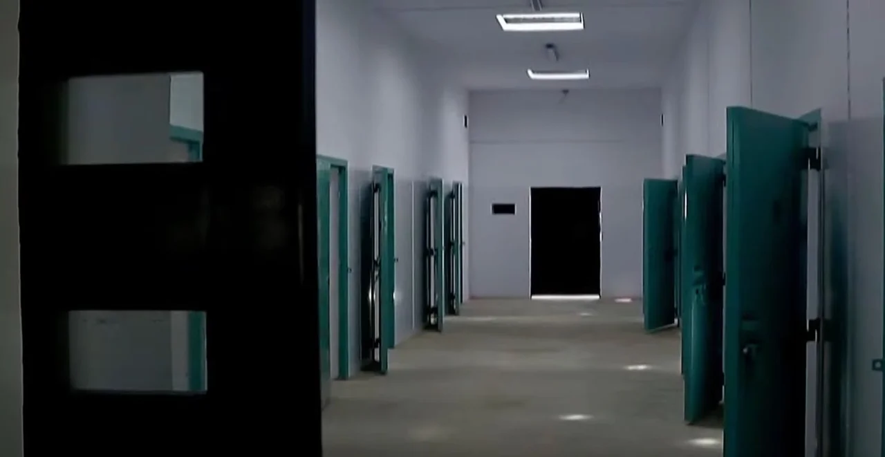 720 (1)