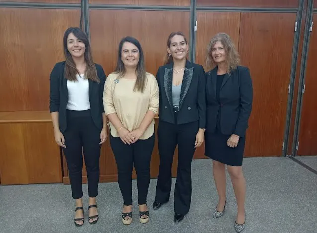 FUNCIONARIAS JUDICIALES