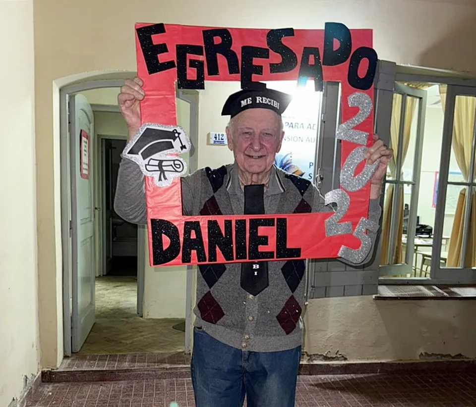 daniel hecker 2 FILE