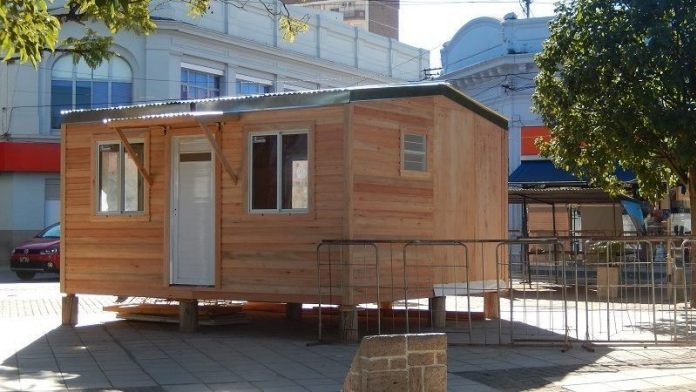 CASAS DE MADERA PLEGABLES IMPULSADAS POR EL INTA