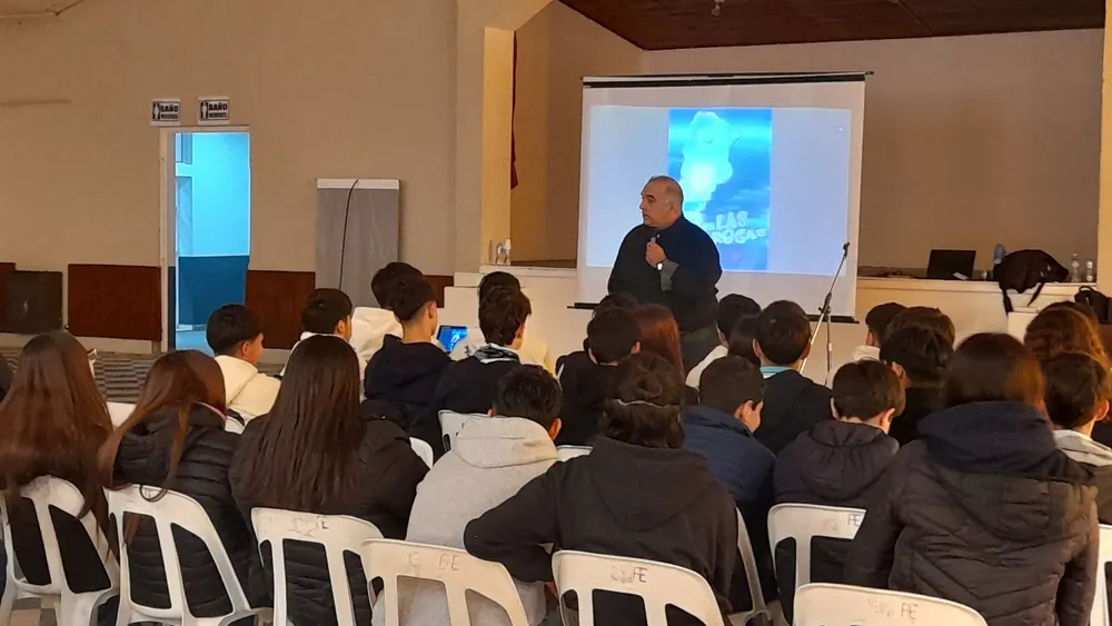 CHARLA DROGAS PARERA 2