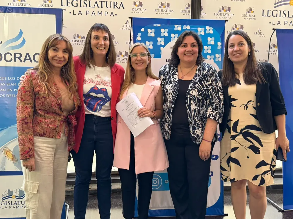 Diputadas dstintos bloques